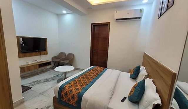 Fabhotel The Param Continental