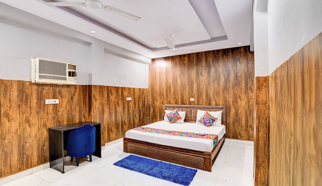 Fabhotel Varn Residency