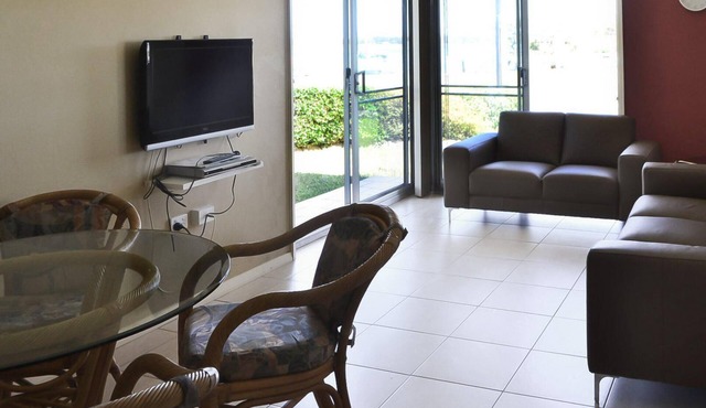 Fairholme 5 - Opposite the Lake!