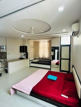 Flat in Malviya Nagar for 4 Guest near EHCC Hospital, GT, WTP, Patrika Gate Jawahar Circle in Jaipur