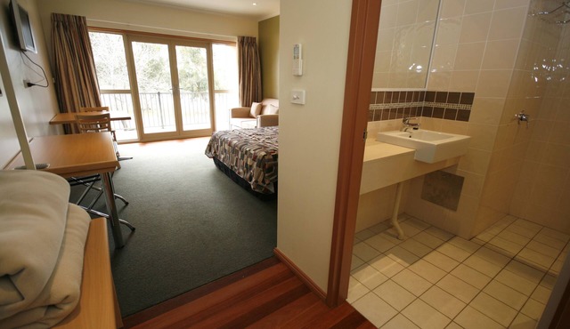 Forbes Victoria Inn