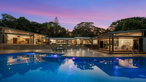 Glenbrook House and Studio
