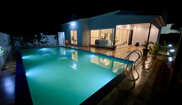 GoBravo 71: 2Bhk Farm with Pool & Garden Sector 150 Noida