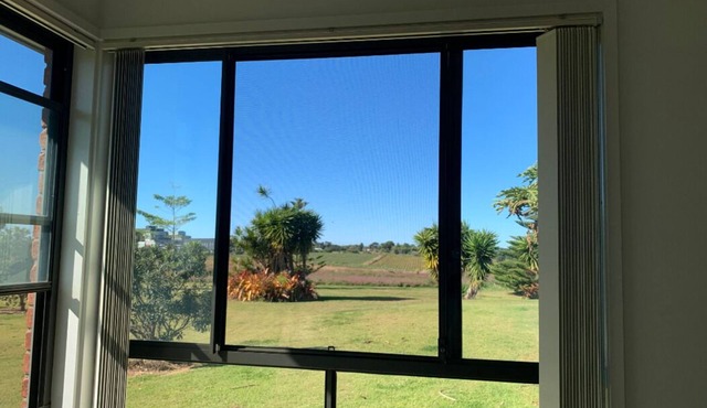 Gorgeous Farm Living With Ocean Views, 5 min to Kingscliff, 35 min to Byron Bay