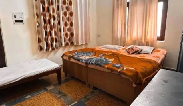 Goroomgo Homestay Haldwani