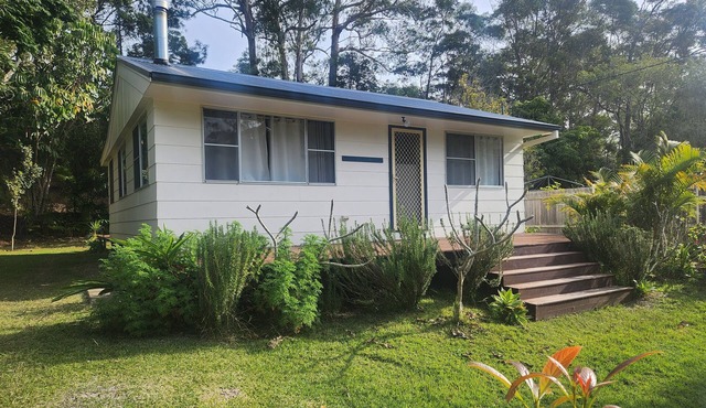 Grassy Retreat - Beach Getaway
