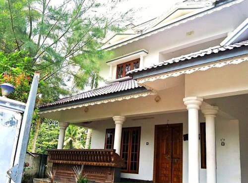 Guest House near Contour Resort-Changanachery