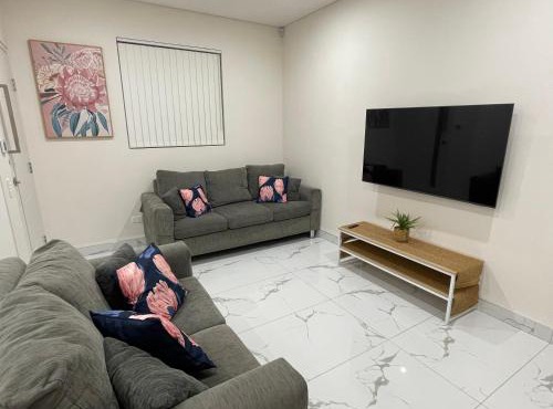 Guest House - Self Contained