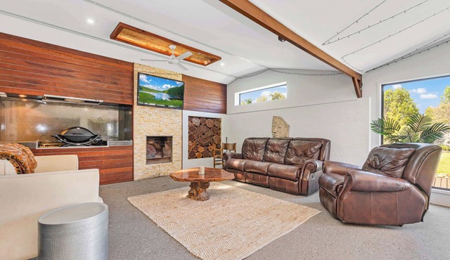 Guthries Place - Echuca Holiday Homes