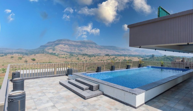 H Two O Villas