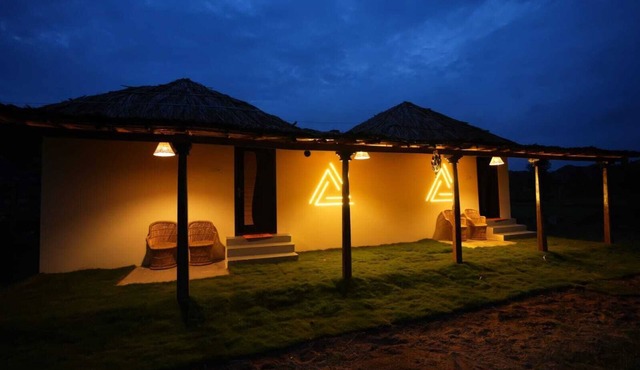 Hampi Natures Cottage