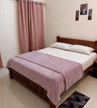 Harichandhanam stay