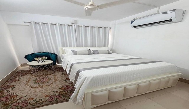 Havene 11, 2-bedroom apartment in lovely Dhaka with AC for your stay