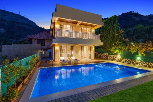 Heavenly Homes Villa by ELIVAAS 2-BHK Villa with Private Pool, Garden Near Sahyadri Waterfall