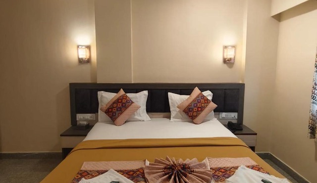 Hi-Way Inn Lodging And Boarding