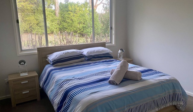 Hideaway By The Lake - The perfect lakeside holiday location!