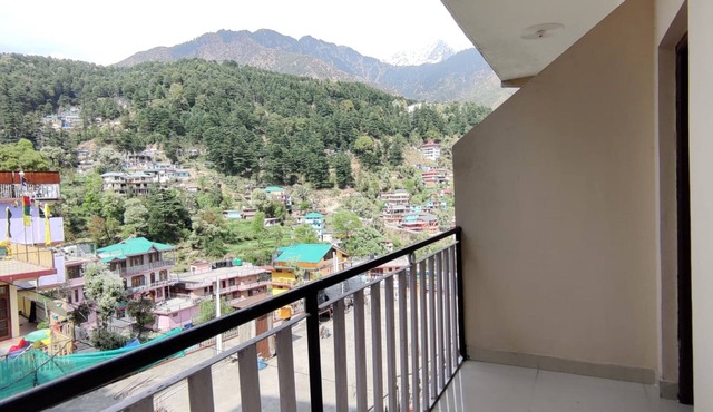 Hill Town Jogiwara Rd Dharamshala