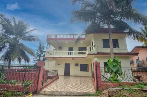 Hilltop 3BHK Villa With Swimming Pool Near Candolim
