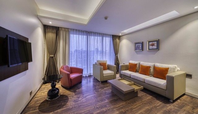Holiday Inn Kolkata Airport by IHG