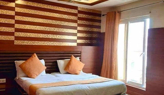 Hotel 24x7 Inn