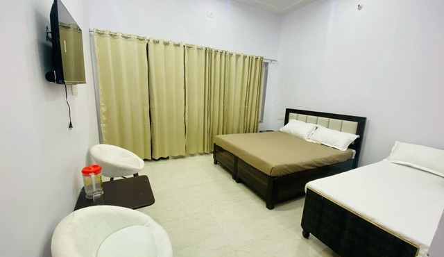 HOTEL ABHYUDAY