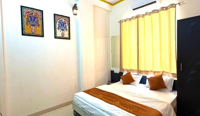 Hotel Aditya Raj