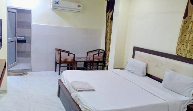 Hotel Alpine in Chandīgarh