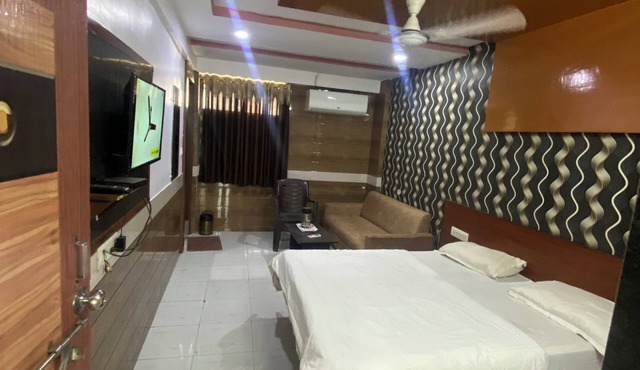Hotel Anand Palace Inn