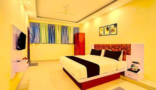 Hotel Anurita Palace