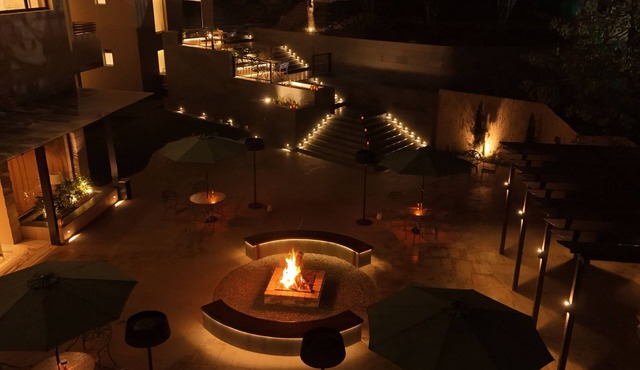 Hotel Arif Castle