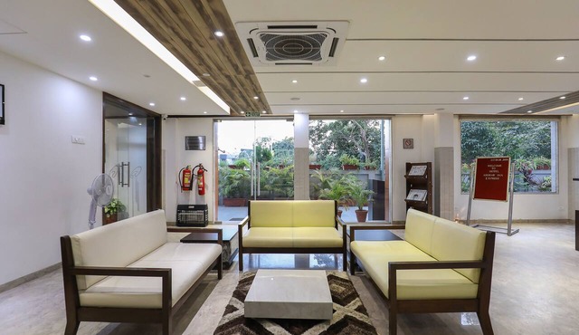 Hotel Ashray Inn Express