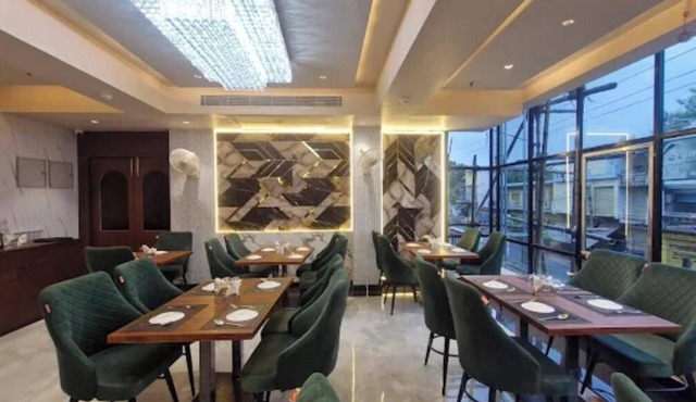 Hotel Bhagwati Grand