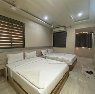 Hotel Bhiwandi Palace Agra Mumbai Road