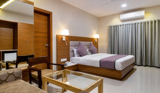 HOTEL BLUE ORCHID GROUP OF MR HOTELS