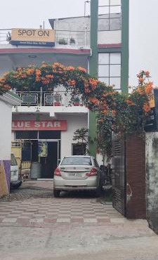 Hotel Blue Star