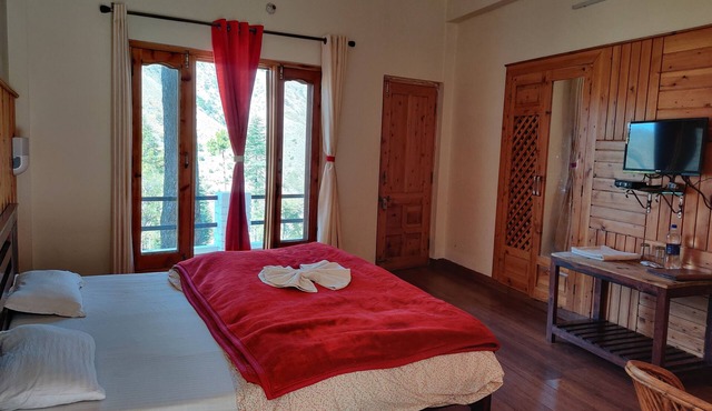 Hotel Burans And Restaurant