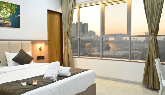 Hotel City Center Executive Magarpatta