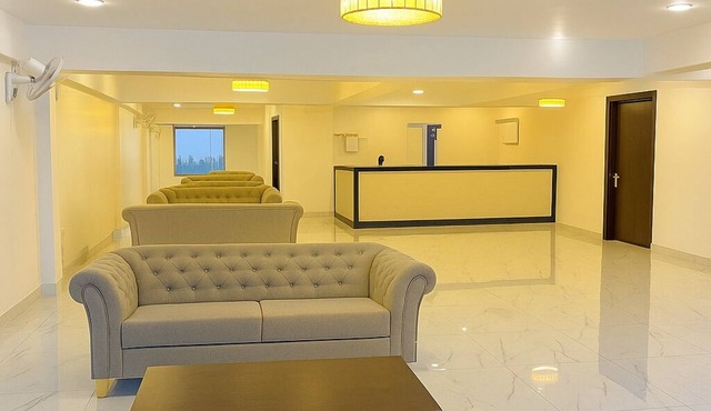 HOTEL CROWN PLAZA