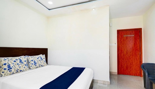 Hotel Darbar Comfort Inn Near Lullu Mall, Kukatpally
