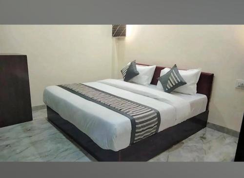 HoTEL DARBAR PALACE