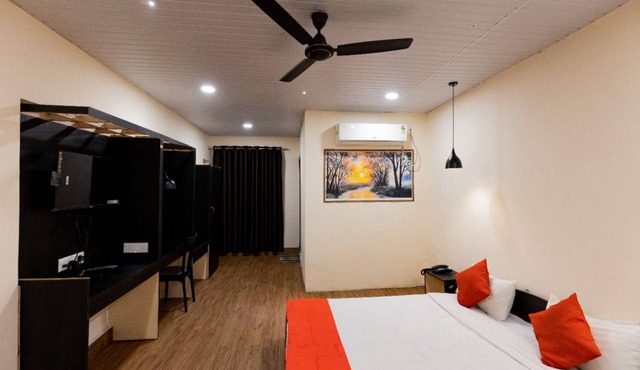 Hotel Deendayal