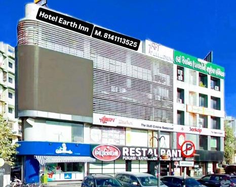 HOTEL EARTH INN, Subhash Bridge, RTO Circle, Ahmedabad