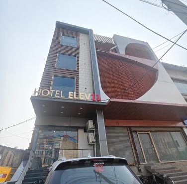 Hotel Elev11