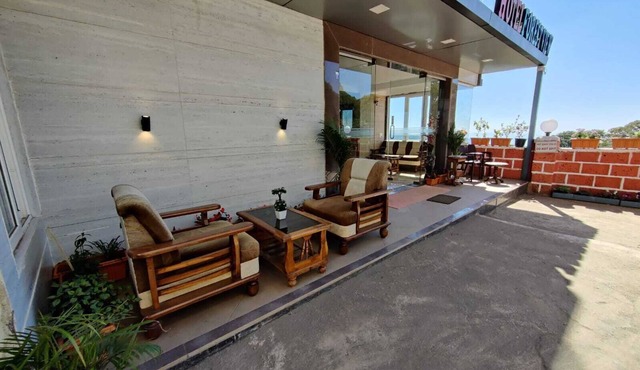 Hotel Forest View