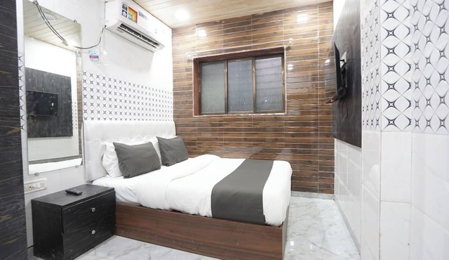 Hotel Grand Residency