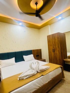 Hotel Hari Palace - Near Shree Dwarkadhish Temple