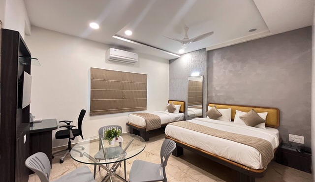 Hotel Ajinkya Palace