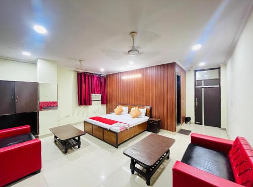 Hotel JOY Plaza -Karol bagh