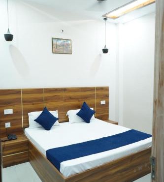 hotel kartik zirakpur chandigarh