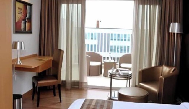 Hotel Lineage